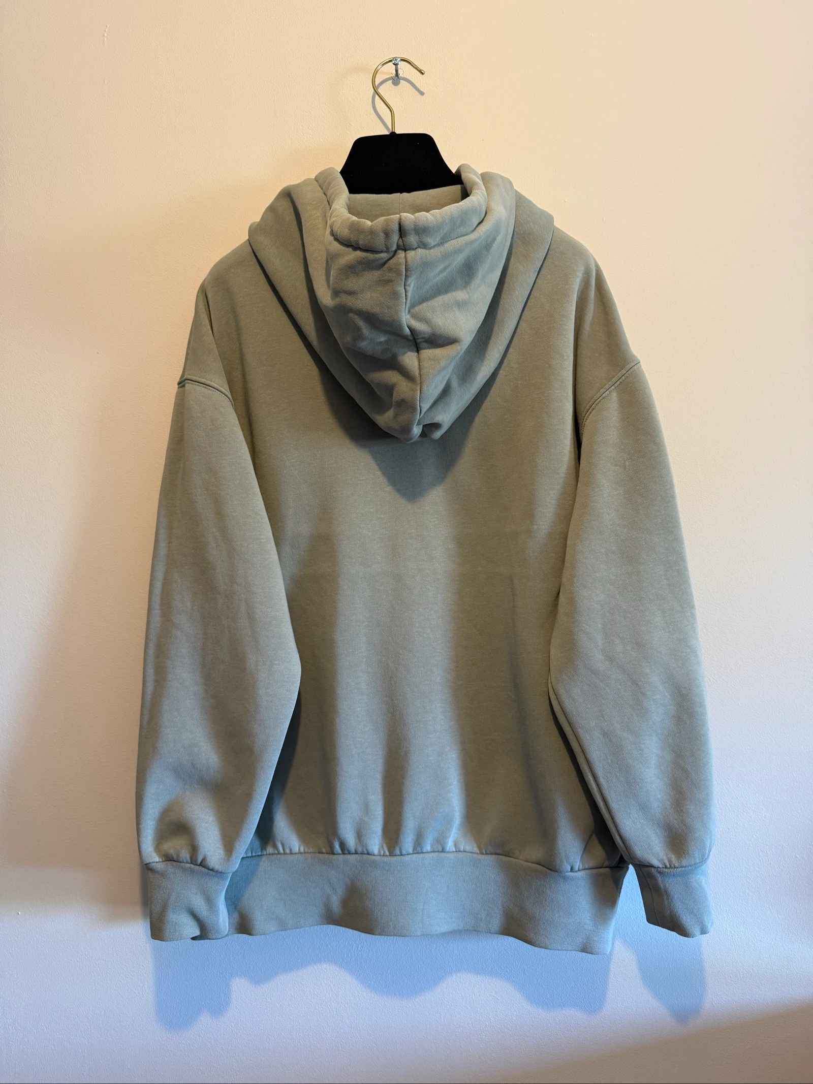 Under Armour men's oversized khaki sage green hoodie – photo 2